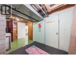 210 MACKENZIE Crescent - 30