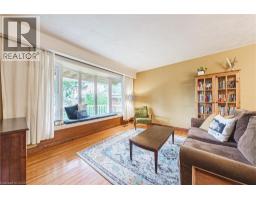210 MACKENZIE Crescent - 5