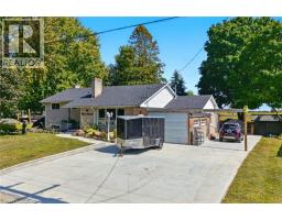64 WILMOT Street S - 1