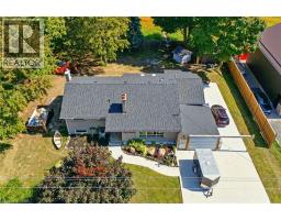 64 WILMOT Street S - 30