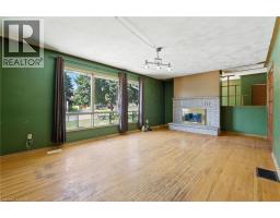 64 WILMOT Street S - 7