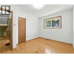 64 WILMOT Street S - 9