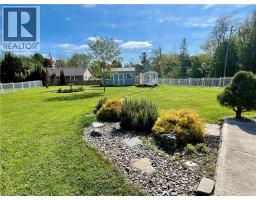 6 RYERSE Crescent - 6