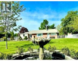 6 RYERSE Crescent - 7