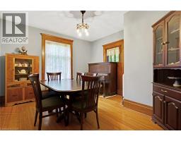 36 WENTWORTH Avenue - 19