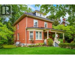 36 WENTWORTH Avenue - 2