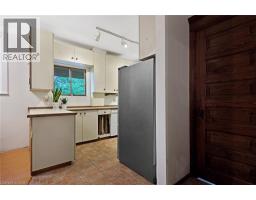 36 WENTWORTH Avenue - 21