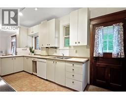 36 WENTWORTH Avenue - 23