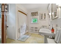 36 WENTWORTH Avenue - 37