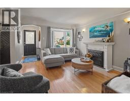473 VICTORIA Street S - 12