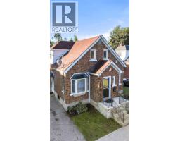473 VICTORIA Street S - 2