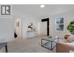 32 NIAGARA Street - 10