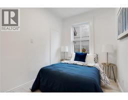 32 NIAGARA Street - 12