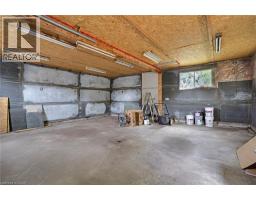32 NIAGARA Street - 40