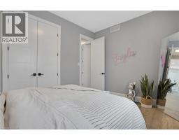 34 WOODCREST Court - 21