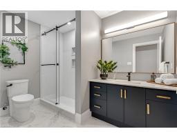 34 WOODCREST Court - 31