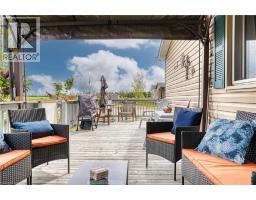 115 MEADOWVIEW Lane - 33