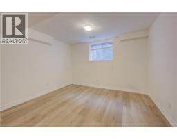 275 FALCONRIDGE Drive - 32