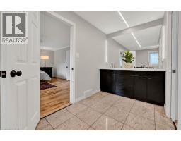 405 GLASGOW Street UnitNo. 3 - 33
