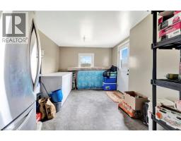 1684 HAZEN Road - 21