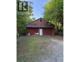 9 BLOOMINGDALE Road N - 3