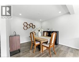 100 BLUEVALE Street N UnitNo. 25 - 4