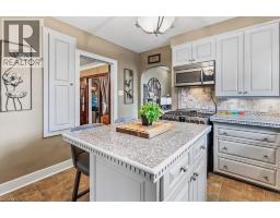 240 CAMERON Street N - 14