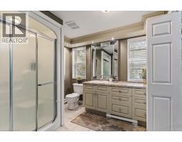 240 CAMERON Street N - 22