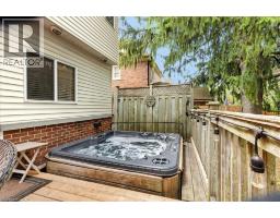 240 CAMERON Street N - 38