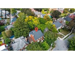240 CAMERON Street N - 42