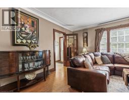 240 CAMERON Street N - 9