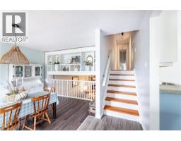 10 STONEHENGE Place - 13