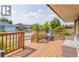 10 STONEHENGE Place - 32