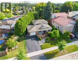 10 STONEHENGE Place - 39