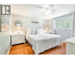 10 STONEHENGE Place - 6