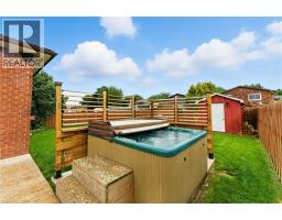 20 WOODFIELD Avenue - 36
