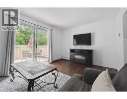 293 FAIRWAY Road N UnitNo. 33 - 11