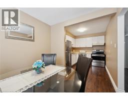 293 FAIRWAY Road N UnitNo. 33 - 5