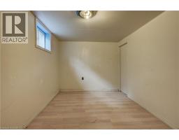168 DUNDAS Street N - 24