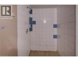 168 DUNDAS Street N - 27