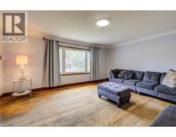 168 DUNDAS Street N - 5
