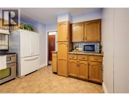 168 DUNDAS Street N - 9