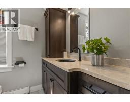 19 RICHMOND Avenue - 32