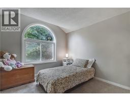 104 VALLEY RIDGE Crescent - 33
