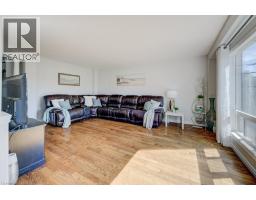 29 APPLEWOOD Street - 13