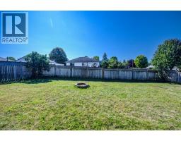 29 APPLEWOOD Street - 39