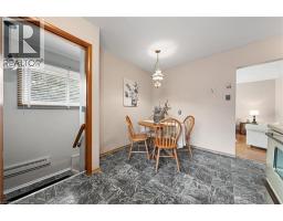 55 LAURIS Avenue - 11