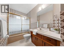 55 LAURIS Avenue - 16