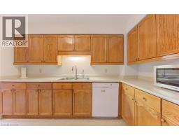 523 BEECHWOOD Drive UnitNo. 5 - 8
