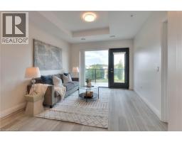 5 WAKE ROBIN Drive UnitNo. 318 - 11